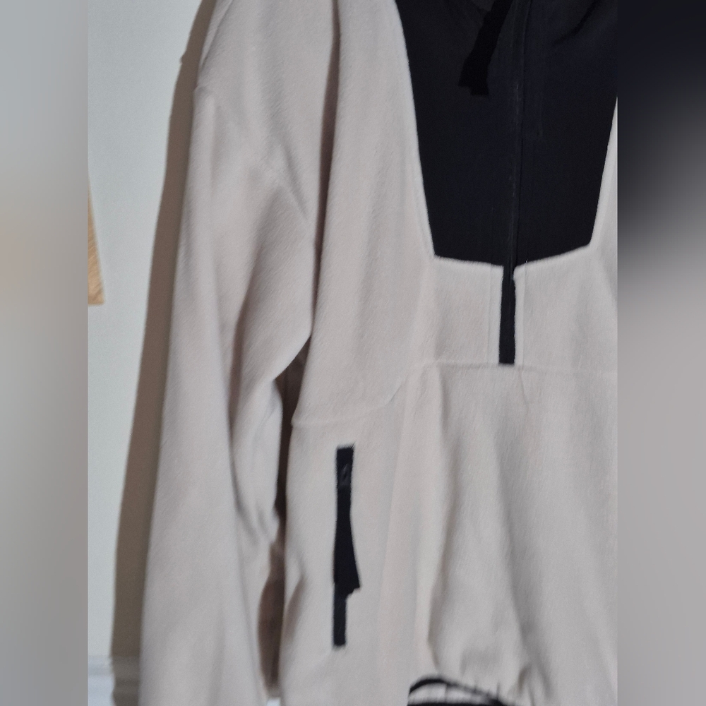 Columbia Womens Beige and Black Fleece 1/2 Zip Pullover - Picture 11 of 12